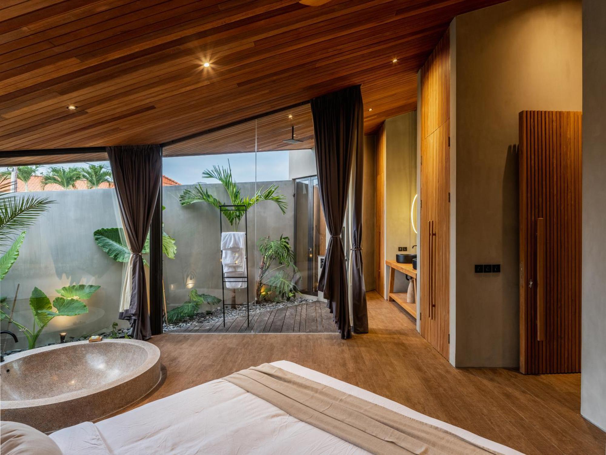 Villa Levante Bali By House Of Winds - Tropical Oasis Near Canggu Kerobokan Dış mekan fotoğraf